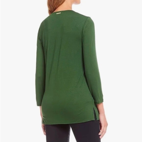 Michael Kors army green V-neck mixed media top size small - Picture 2 of 6